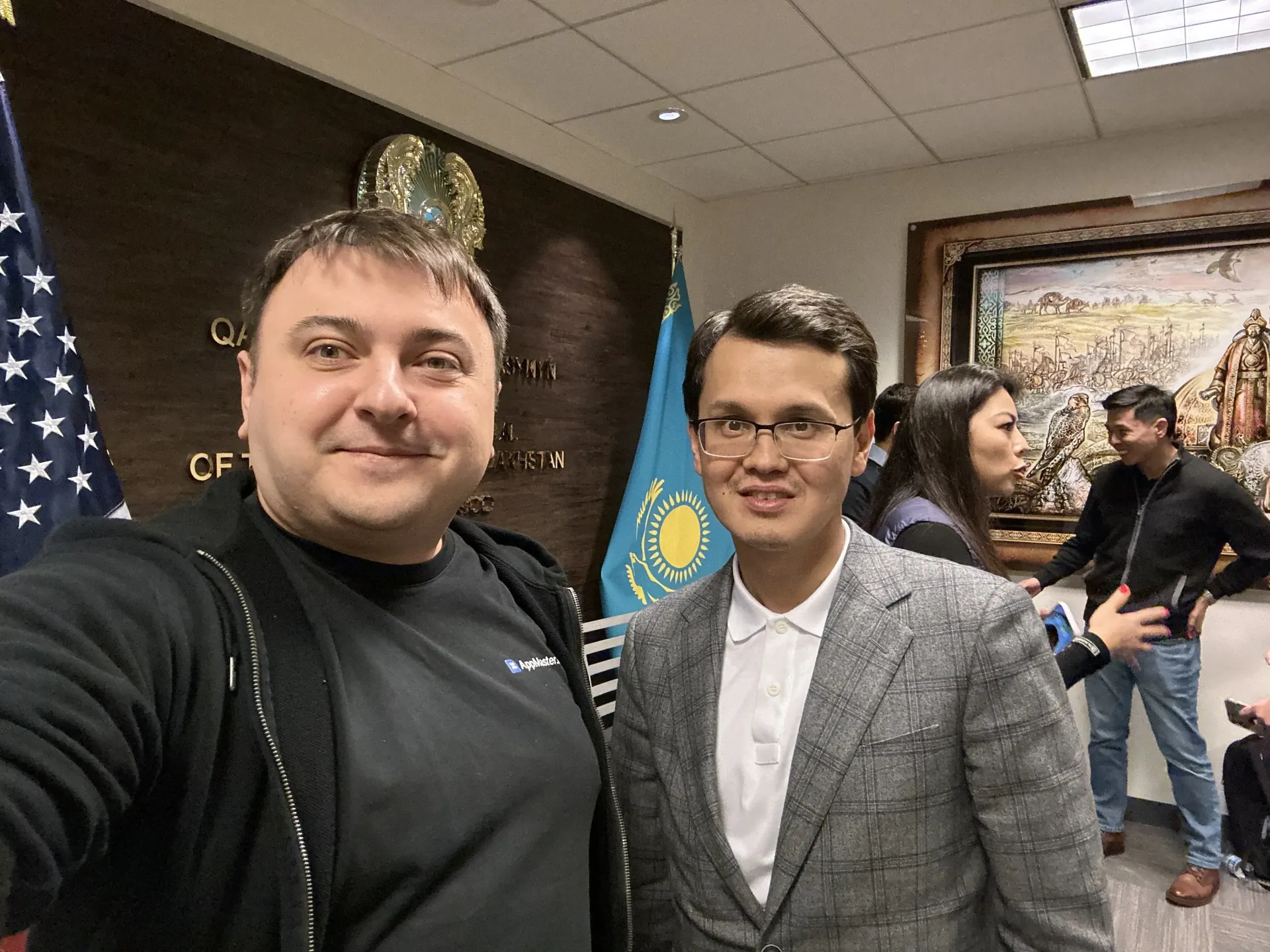 Oleg Sotnikov with Bagdat Mussin, then Minister of Digital Development, Innovation and Aerospace Industry of Kazakhstan, at the Consulate General of Kazakhstan in San Francisco