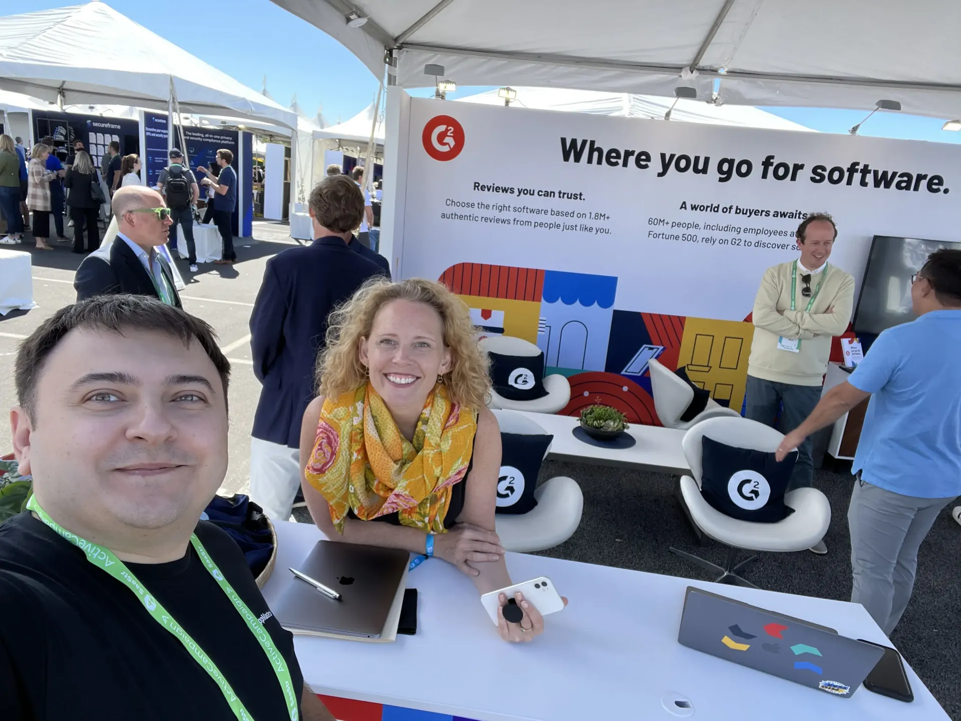 Oleg Sotnikov with the G2 team at SaaStr Annual